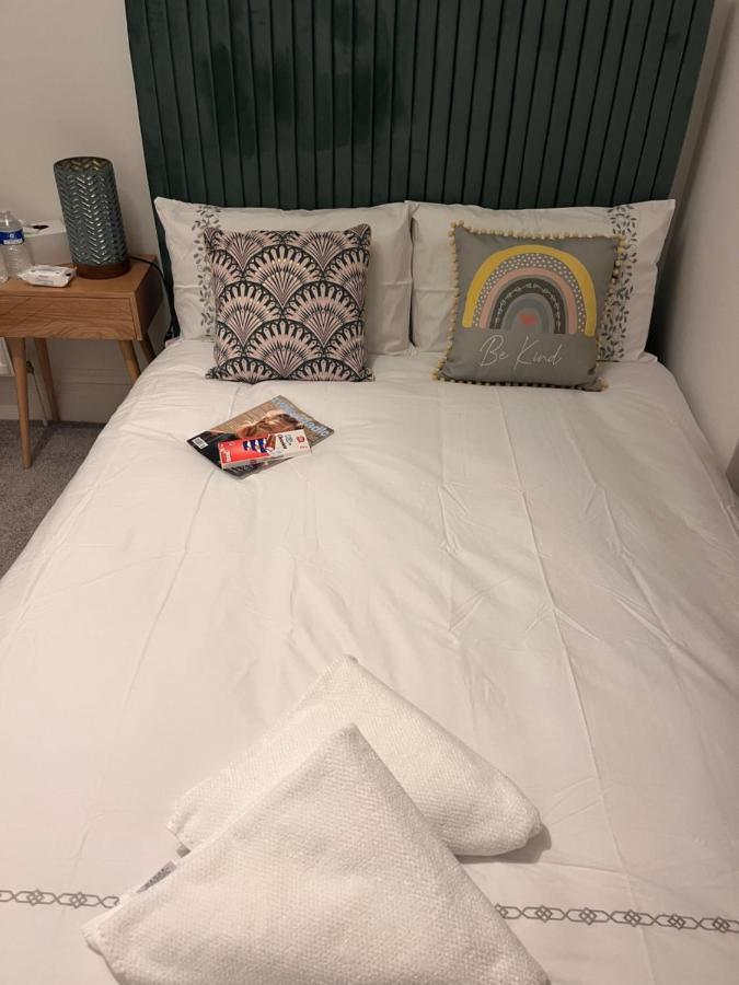 Luxury Cosy Retreat Apt Лондон Экстерьер фото