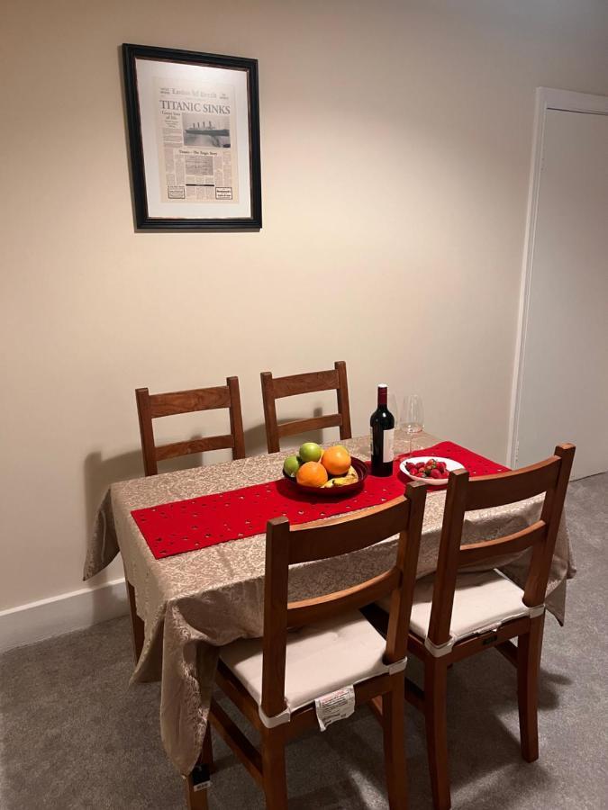 Luxury Cosy Retreat Apt Лондон Экстерьер фото
