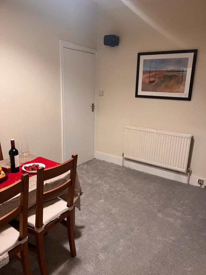 Luxury Cosy Retreat Apt Лондон Экстерьер фото